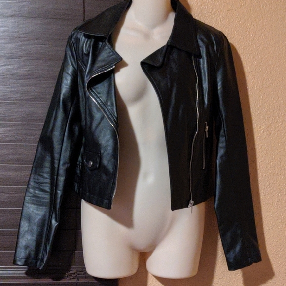 Jacket - Picture 1 of 5